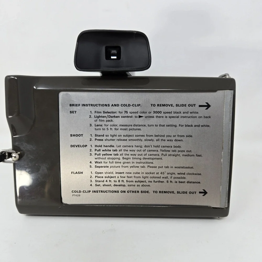 Polaroid Colorpack II Land Camera Instant Film with Flash Bulbs Manual Hard Case